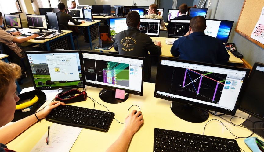 L’ IUT génie civil d’Egletons choisit les solutions Tekla pour enseigner le BIM L’ IUT génie civil d’Egletons choisit les solutions Tekla pour enseigner le BIM
